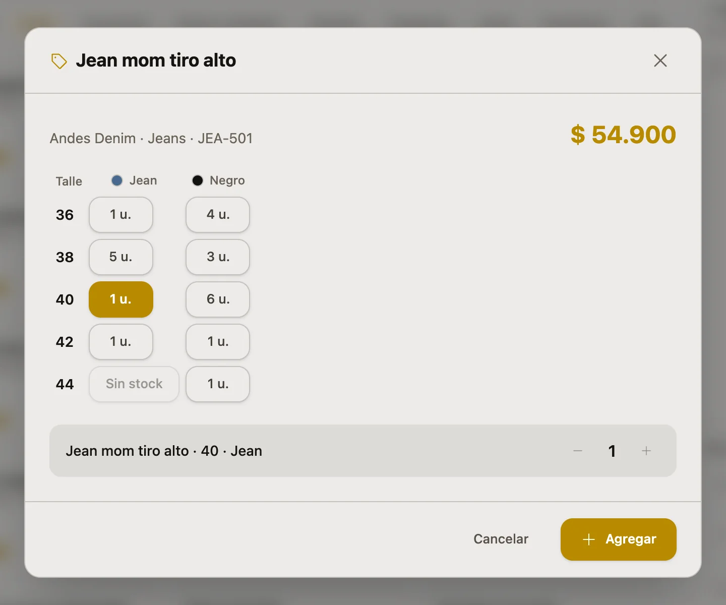 La ventana para elegir talle y color de un jean mom tiro alto de $ 54.900: una grilla con los talles 36 a 44 en color jean y negro, las unidades de cada combinación, el talle 44 jean sin stock y el 40 jean elegido, con la cantidad y el botón Agregar.